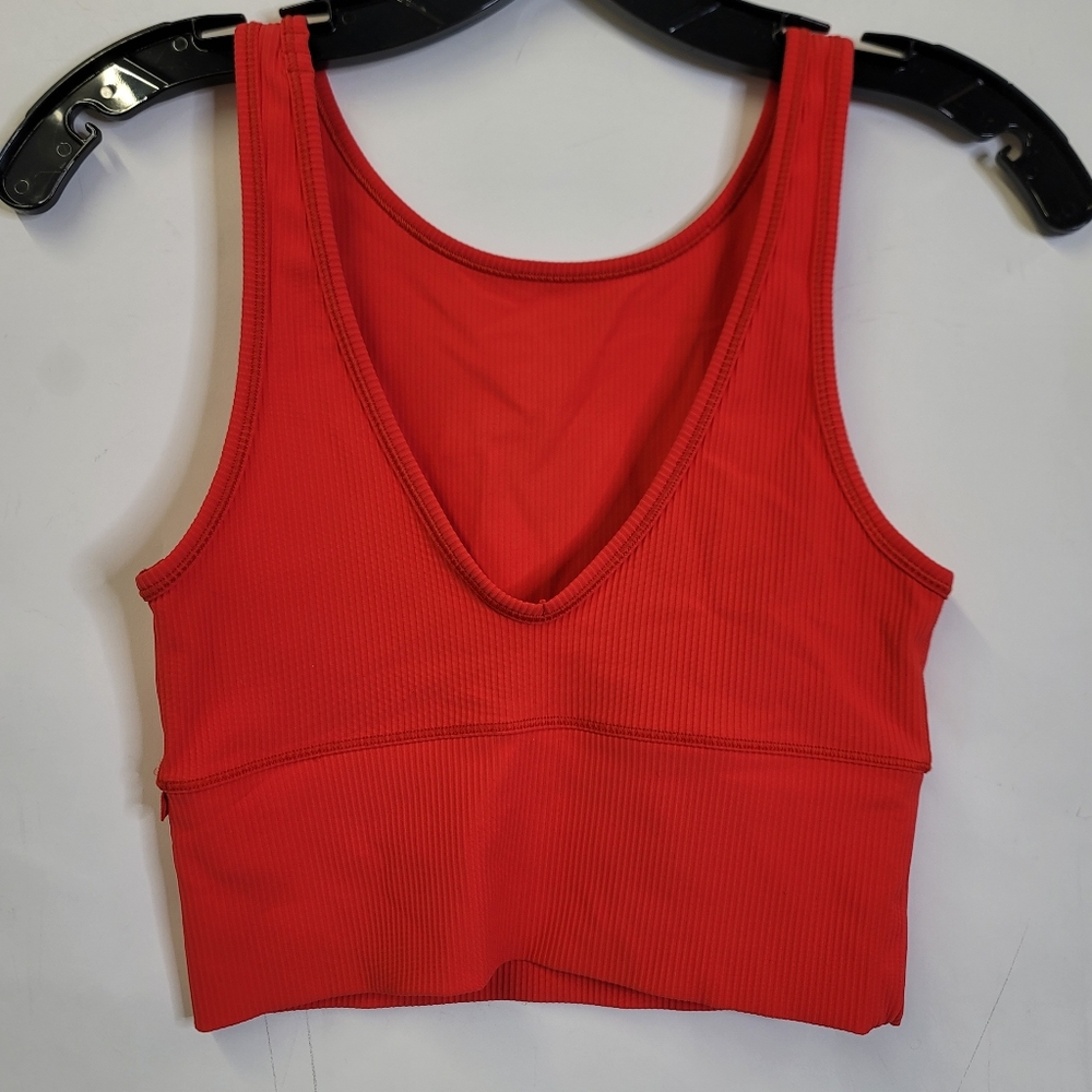 Lululemon Power Pivot  Ribbed Tank - Picture 4 of 7